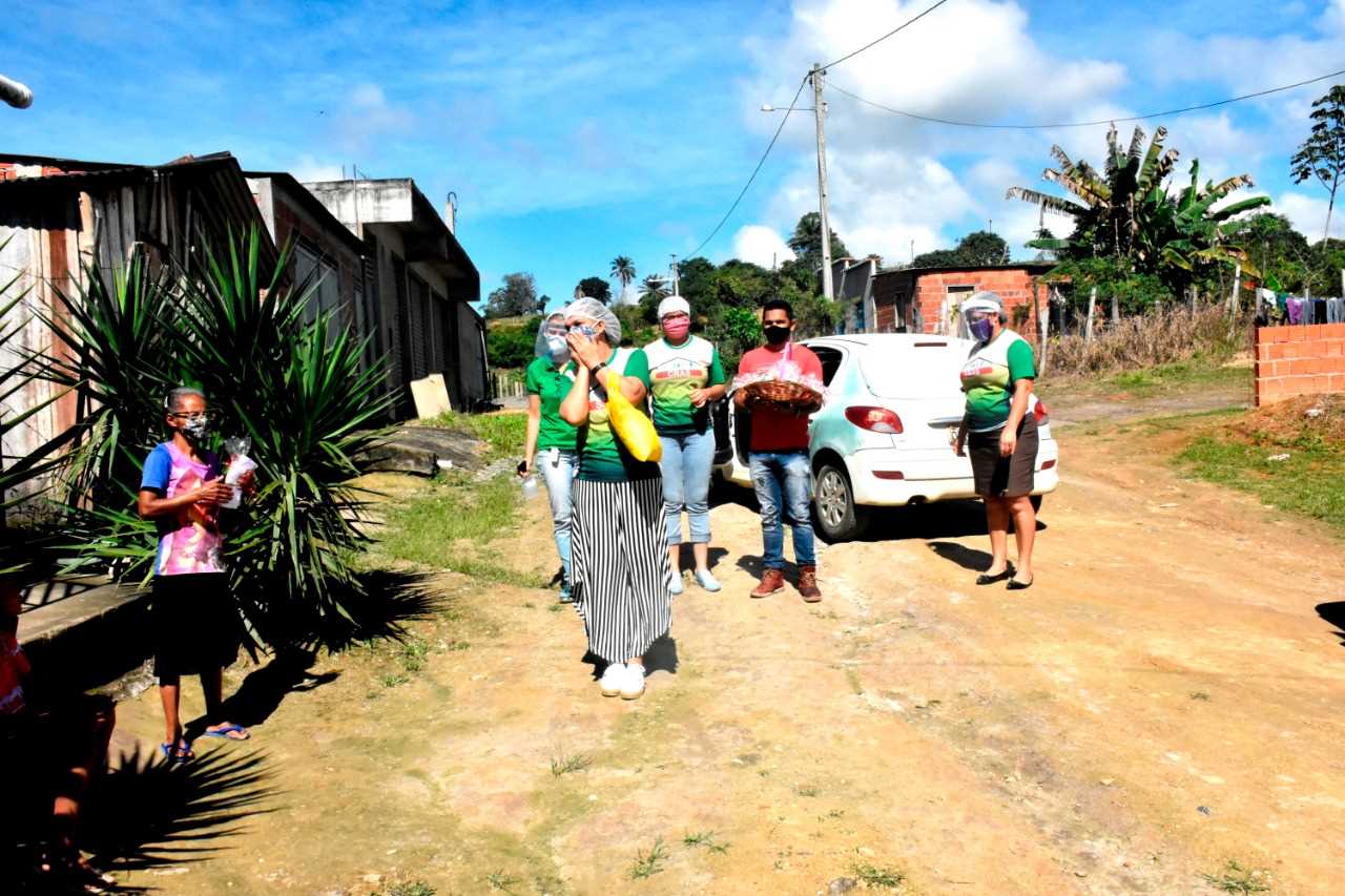 Camacã: Idosos do Clube da Melhor Idade são surpreendidos com homenagem da Secretaria de Assistência Social.